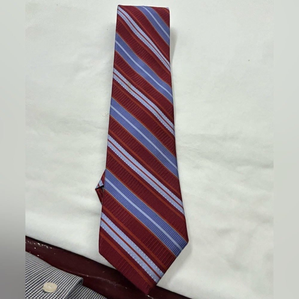 Tie Very high end tie. Robert Talbott.Best of Class. H. Stockton 61 long 4 wide